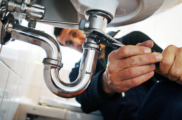 Best Emergency Plumber  in Melbourne, AR